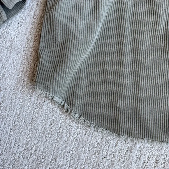 ZARA- Western Green Corduroy Shacket with Frayed Hem - Picture 2 of 7